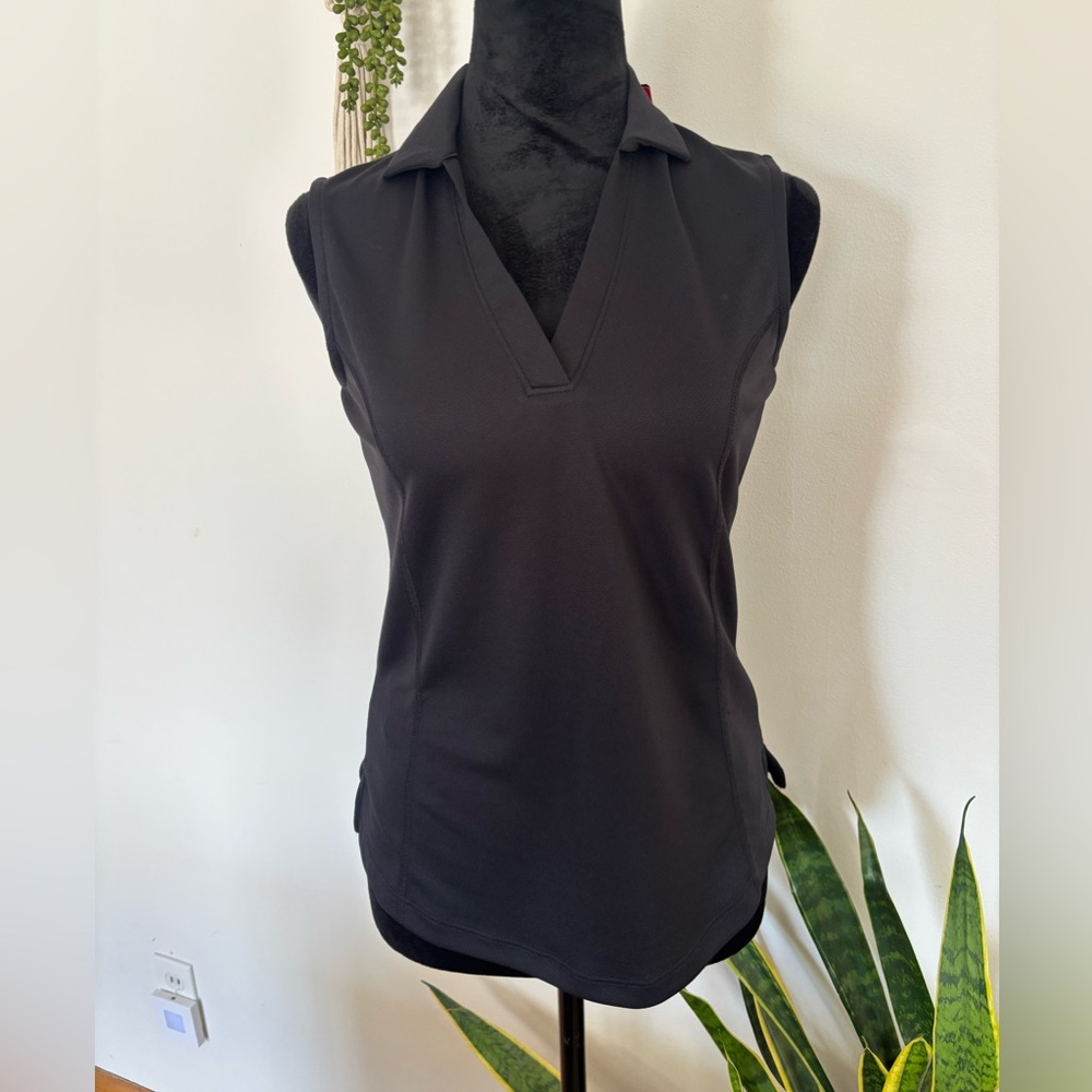 PGA Tour Black Sleeveless Polo V-Neck Tank, golf or tennis tank